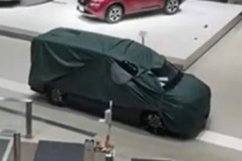 疑似全新日產Serena諜照 或明年初亮相/有望引入國內